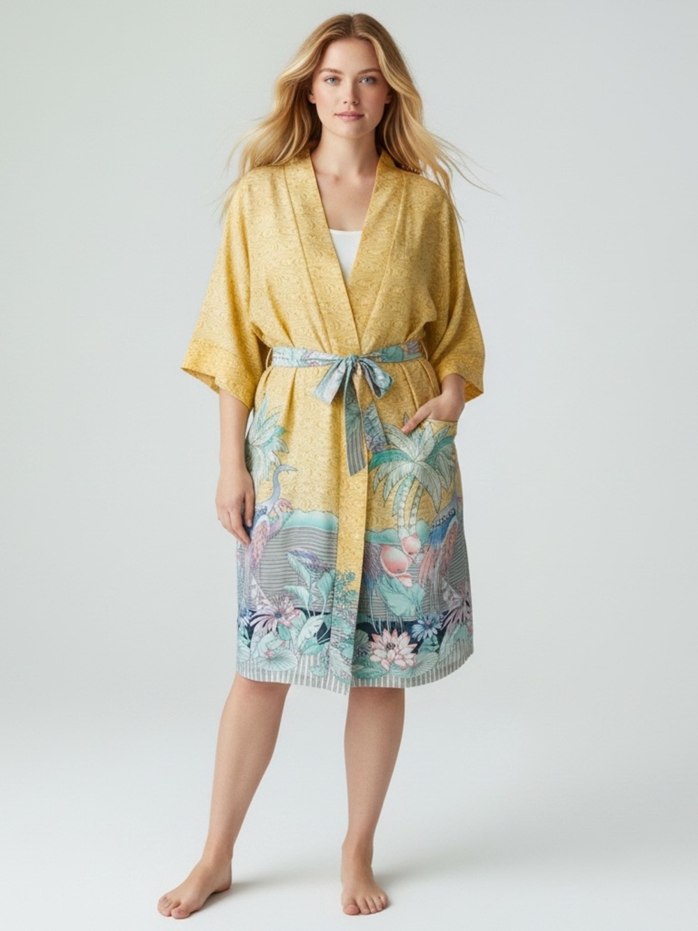 VINTAGE IMAGE AT HOME Tropical Bathrobe